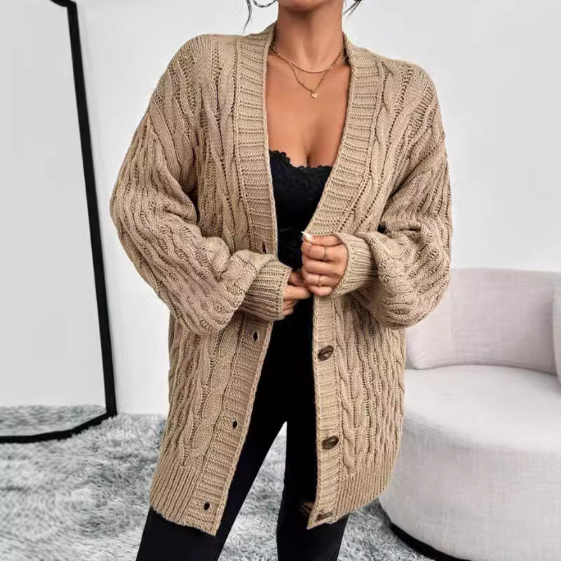 Damen Strickjacke mit hochwertiger Zopfmuster-Optik und praktischen Knopfdetails R&B