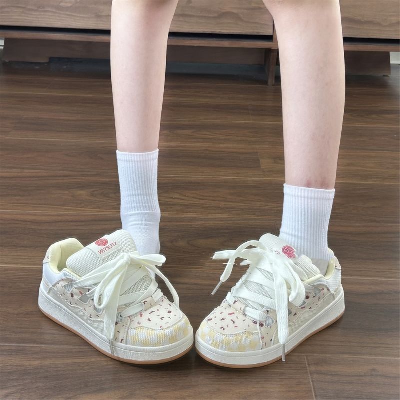 Damen Sportliche Sneakers mit verspieltem Design und bequemem Kunststoff-Obermaterial