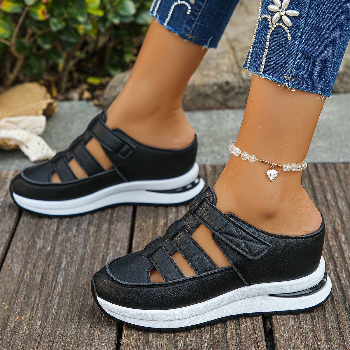 Damen Komfort-Sandalen mit verstellbaren Riemen und ergonomischem Fußbett R&B