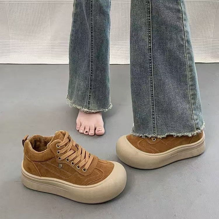 Damen Chunky Sneakers mit weichem Veloursleder und dämpfender Sohle