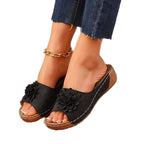 Damen Bequeme und modische Sandalen mit floralem Design
