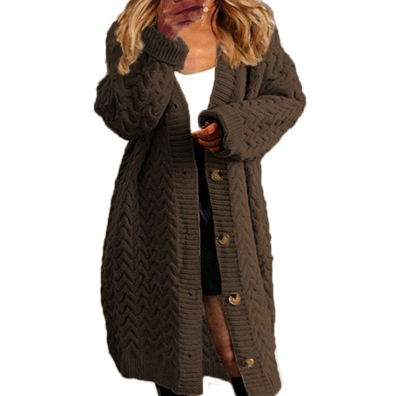 Damen Grobstrickjacke mit kunstvollem Zopfmuster und eleganten Knöpfen R&B