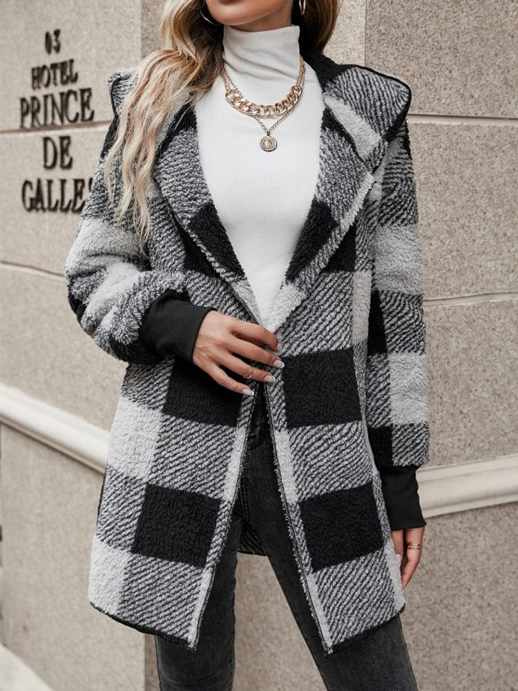 Damen Kuschelige Fleecejacke mit Karomuster und kapuziertem Design R&B
