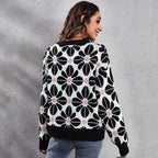 Damen Gemusterter Strickpullover mit floralem Design und hohem Kragen R&B
