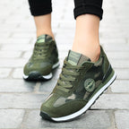 Damen Sportliche Sneaker im Camouflage-Design mit dämpfender Sohle
