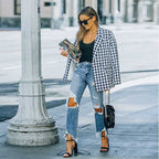 Damen High-Waist Mom-Jeans mit modischen Rissen und fransigem Saum R&B