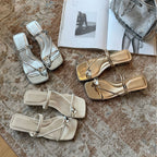Damen Elegante und bequeme Sandalen mit modischem Riemendesign und hochwertiger Oberflächenstruktur R&B