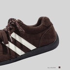 Damen Sportliche Sneaker mit rutschfester Gummisohle und weichem Wildleder-Obermaterial