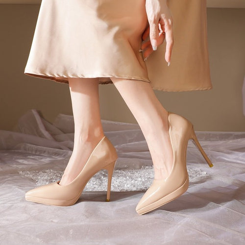 Damen elegante Lackpumps mit spitz zulaufender Silhouette und hohem Absatz R&B