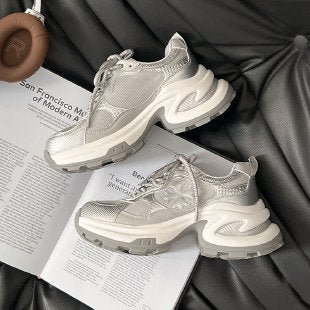 Damen Sportliche Sneaker mit atmungsaktiver Mesh-Oberfläche und dämpfender Sohle R&B