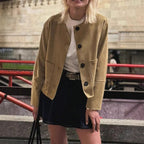 Damen modische Kurzjacke mit praktischen Taschen und Knopfverschluss R&B