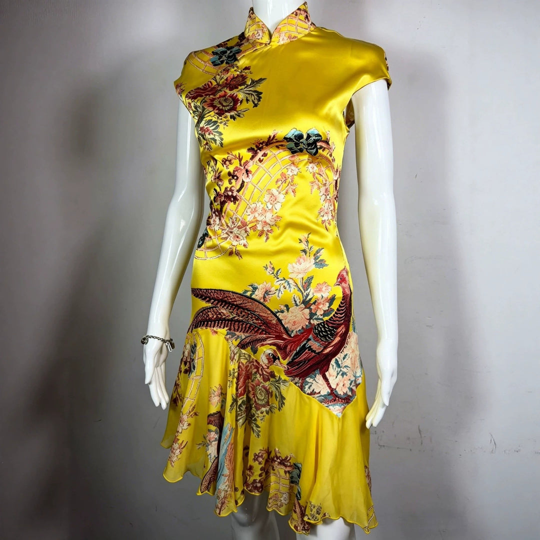 Damen Chiffonkleid mit floralen Bestickungen und asymmetrischem Saum R&B