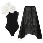 Damen Eleganter Badeanzug mit großem Blumen-Detail und transparentem Überrock R&B