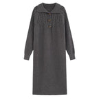 Damen Strickkleid mit Kragen und Knopfdetails R&B