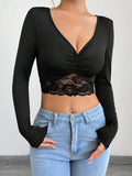 Damen nan tailliertes Langarm-Crop-Top mit tiefem V-Ausschnitt, Raffung und Spitzensaum R&B