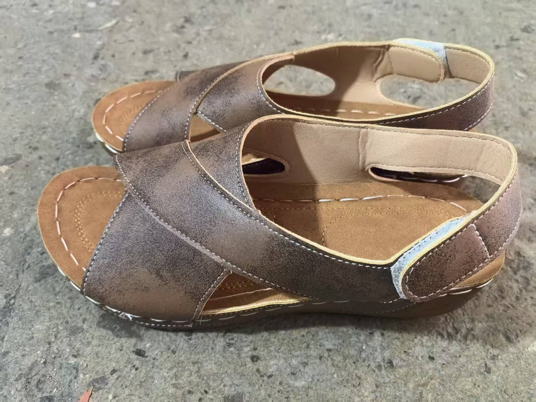 Damen Komfortable Sandalen mit atmungsaktiven Einsätzen und ergonomischem Fußbett R&B