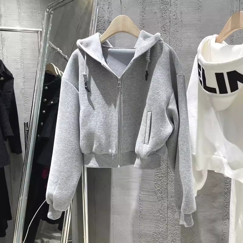 Damen cropped Kapuzenjacke mit lässigem Schnitt und elastischen Bündchen