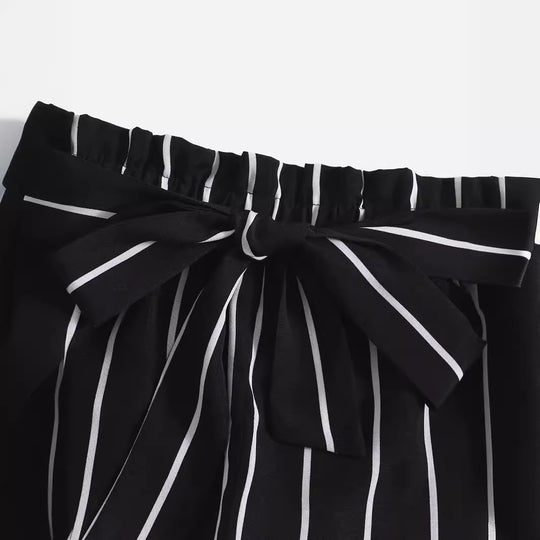 Damen gestreifte Freizeit-Shorts mit elastischem Bund und Bindegürtel R&B