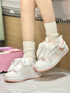 Damen Sportliche Sneakers mit praktischer Schnürung und atmungsaktiver Mesh-Oberfläche