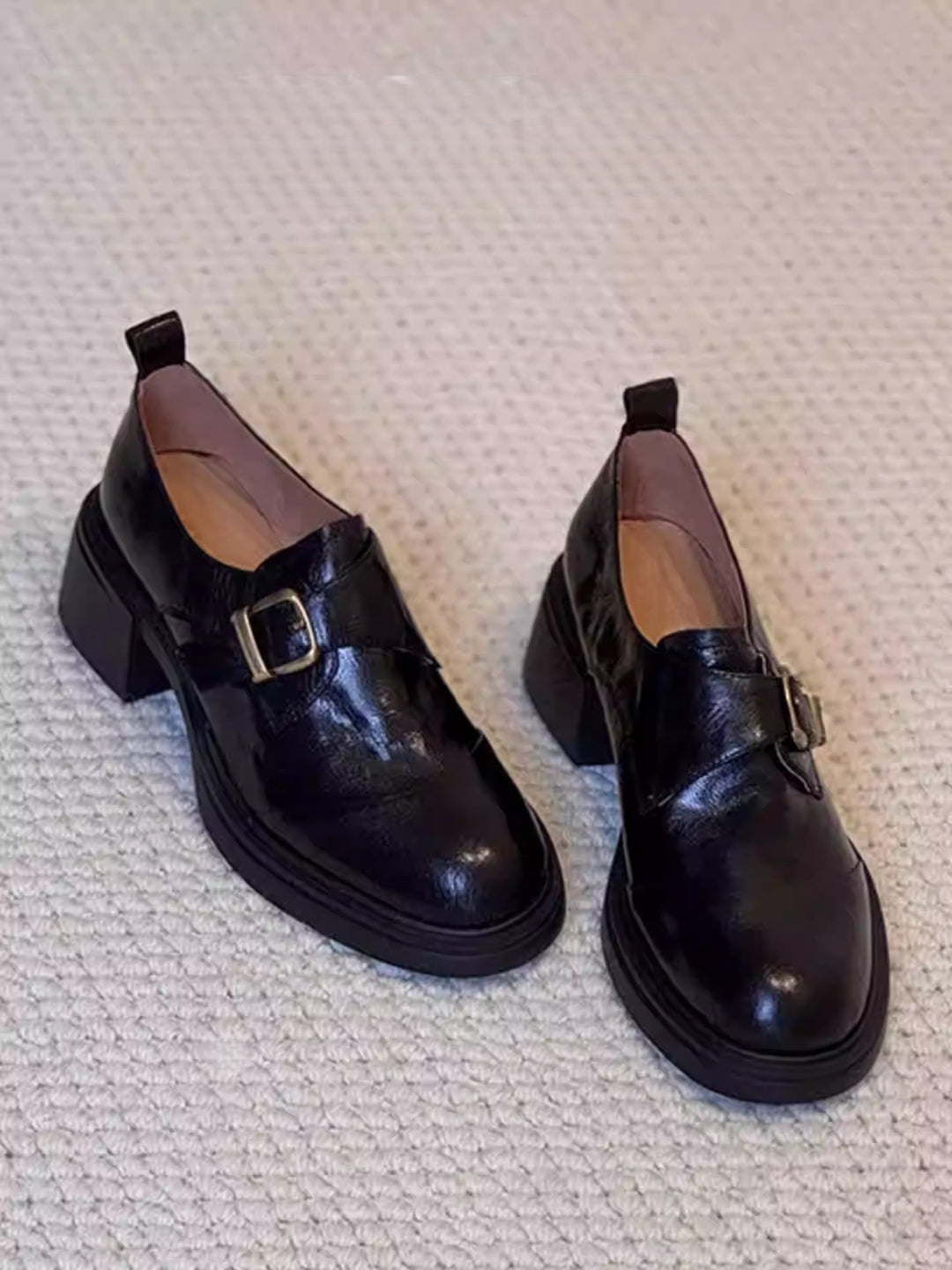 Damen elegante Mokassins mit modischem Schnallenakzent R&B