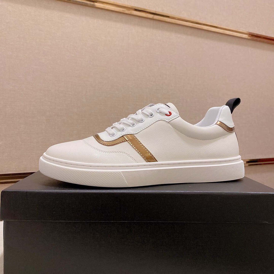 Damen Sportliche Sneaker mit modernem Design und eleganter Lederoberfläche R&B