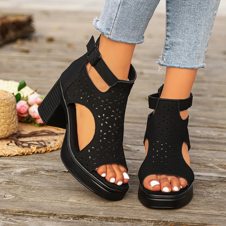 Damen Sandaletten mit Schnittdetails und Blockabsatz R&B