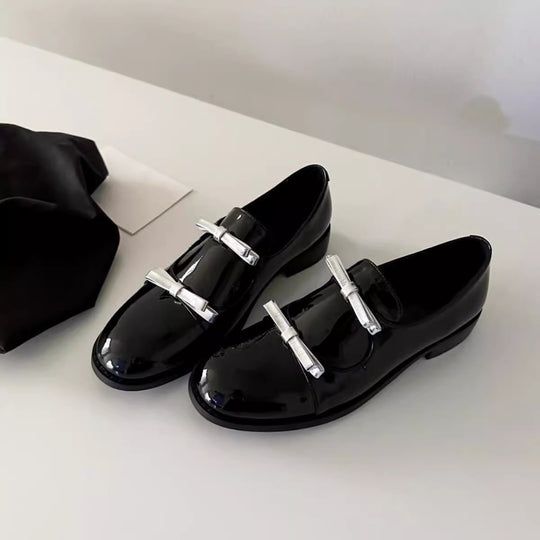 Damen elegante Schnürschuhe mit dekorativen Schnallen von R&B