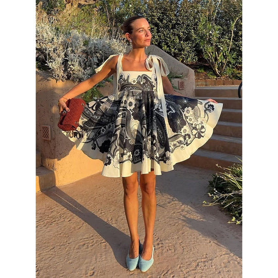 Damen Sommerliches Minikleid mit verspieltem Mustermix und fließendem Schnitt R&B