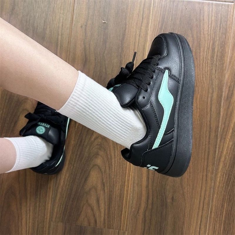 Damen Sneakers mit dickem Profil und atmungsaktiven Netz-Einsätzen