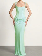 Damen elegantes Abendkleid mit raffinierten Drappierungen