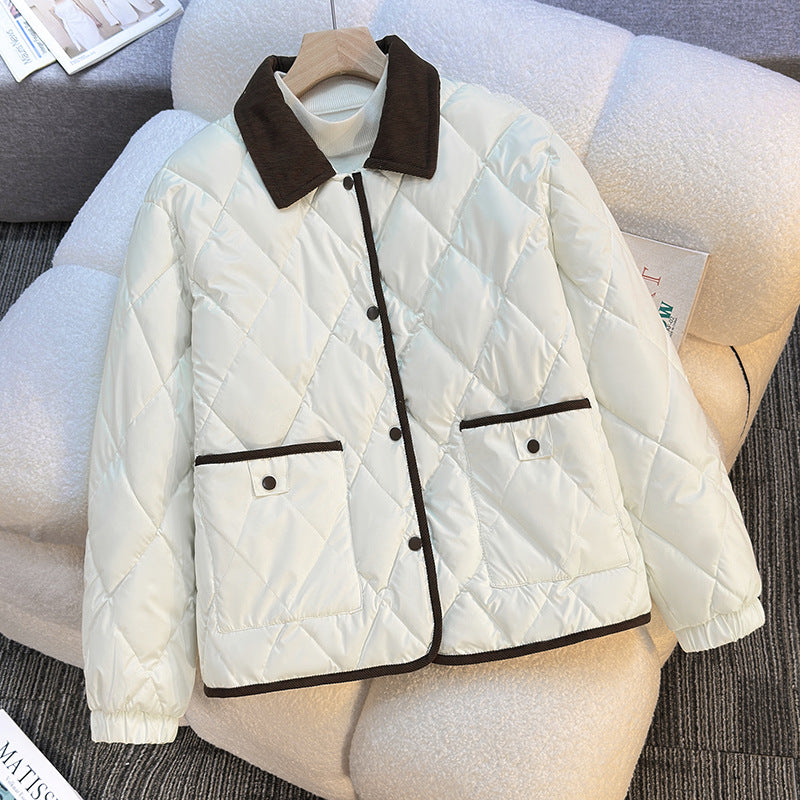 Damen Leicht isolierte Steppjacke mit kontrastierendem Kragen und praktischen Taschen R&B