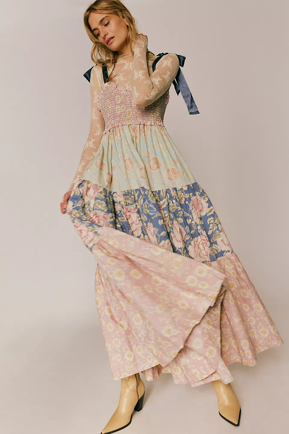 Damen Maxikleid mit floralen Mustern und voluminösem Rock R&B