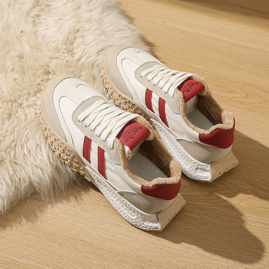 Damen Sportliche Sneakers mit futuristischem Design und kuscheligem Innenfutter R&B