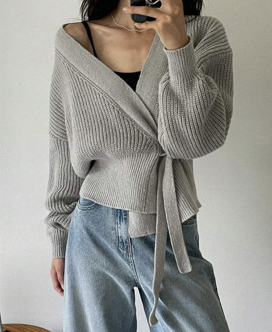 Damen Wickelstrickjacke mit weichem Material und lässigem Schnitt R&B