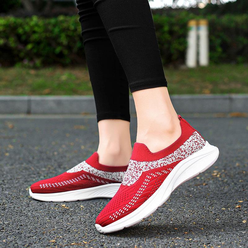 Damen Slip-On Sneakers mit luftiger Strick-Oberfläche und dämpfender Sohle