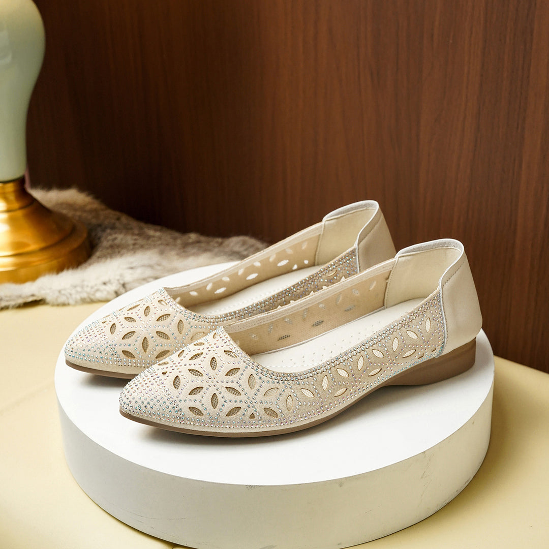 Damen Luftige Ballerinas mit verziertem Lochdesign und gemütlichem Fußbett R&B