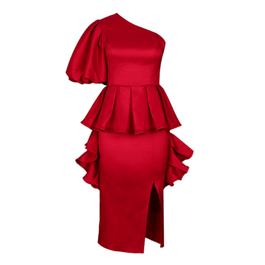 Damen Abendkleid mit asymmetrischem Volant und schwingendem Saum R&B