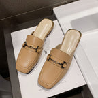 Damen elegante Mules aus weichem Leder mit modischem Metallakzent R&B