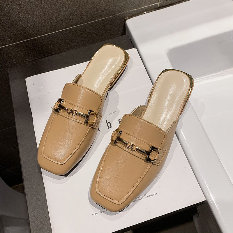 Damen elegante Mules aus weichem Leder mit modischem Metallakzent R&B