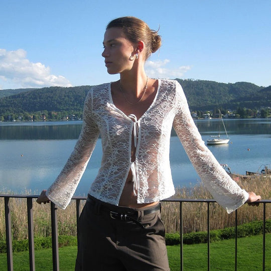 Damen Spitzenbluse mit elegantem Schnürverschluss R&B