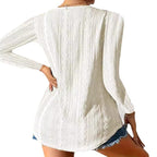 Damen Langarmshirt mit tiefem V-Ausschnitt und dekorativen Knöpfen R&B