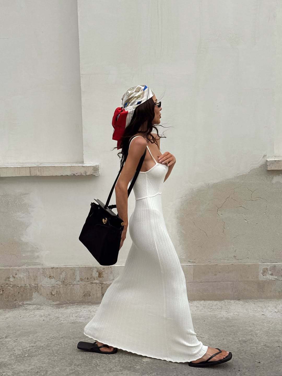 Damen Maxikleid mit feiner Rippenstruktur und elegantem Trägerdesign R&B