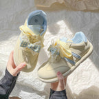 Damen Verspielte Sneakers mit innovativem Schleifendetail und atmungsaktiver Konstruktion
