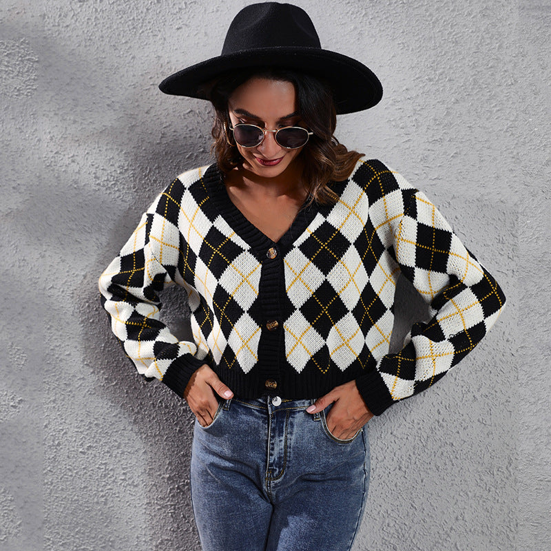 Damen Modischer Karodeckpullover mit tiefem V-Ausschnitt und eleganten Knopfdetails R&B
