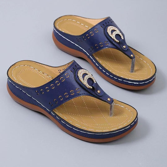 Damen Wedge-Sandaletten mit stilvollem Dekor und gepolstertem Fußbett R&B