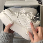 Damen modische Sneakers mit atmungsaktiver Oberflächenstruktur und dämpfendem Sohlenprofil R&B