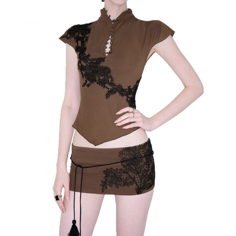 Damen Elegantes Spitzenoberteil mit modischem Kragen und raffinierten Knopfdetails R&B