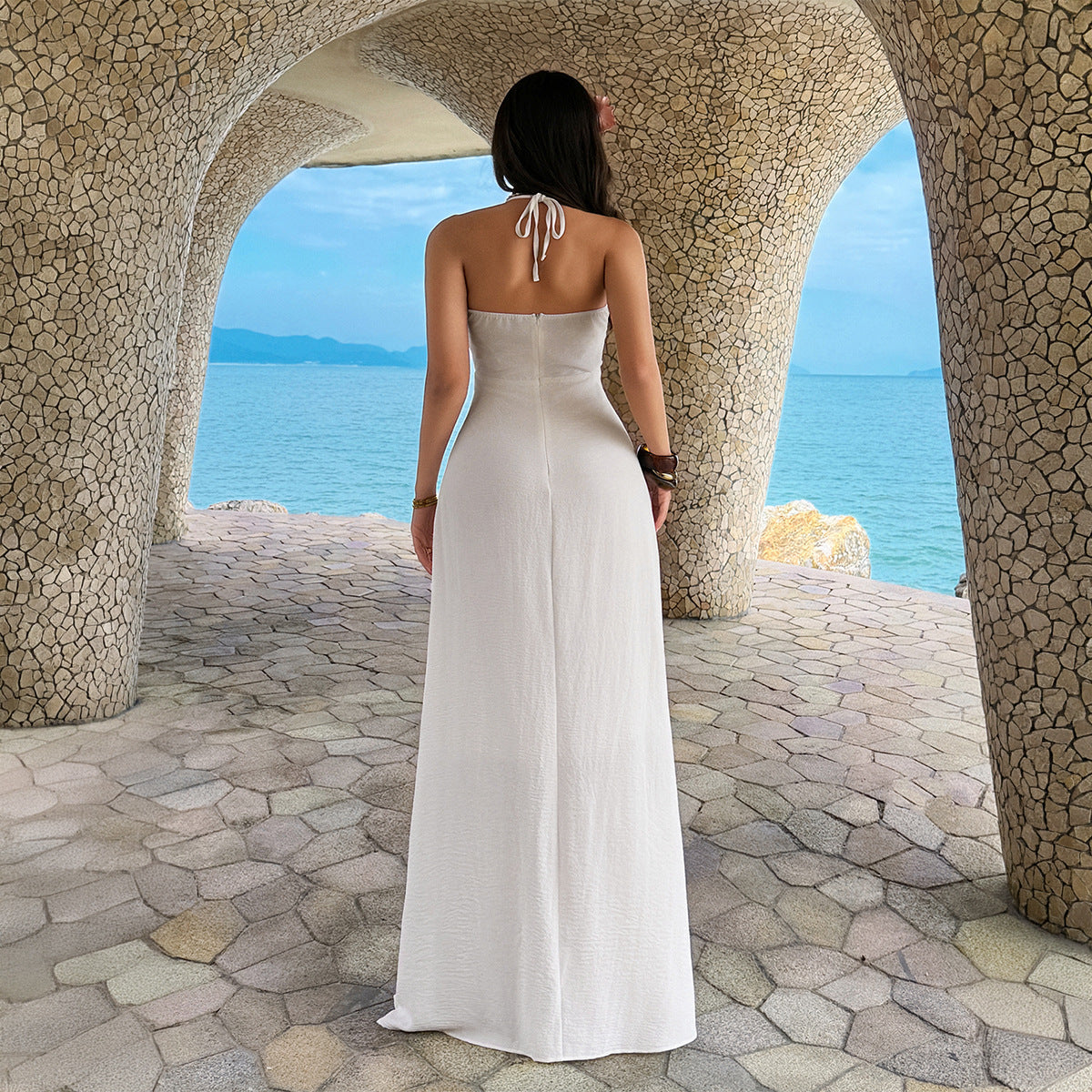 Damen Maxi-Urlaubs- und Strandkleid mit tiefem V-Ausschnitt und Rückenlöcher R&B
