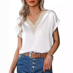 Damen Satin Bluse mit elegantem V-Ausschnitt und raffinierten Spitzenakzenten R&B