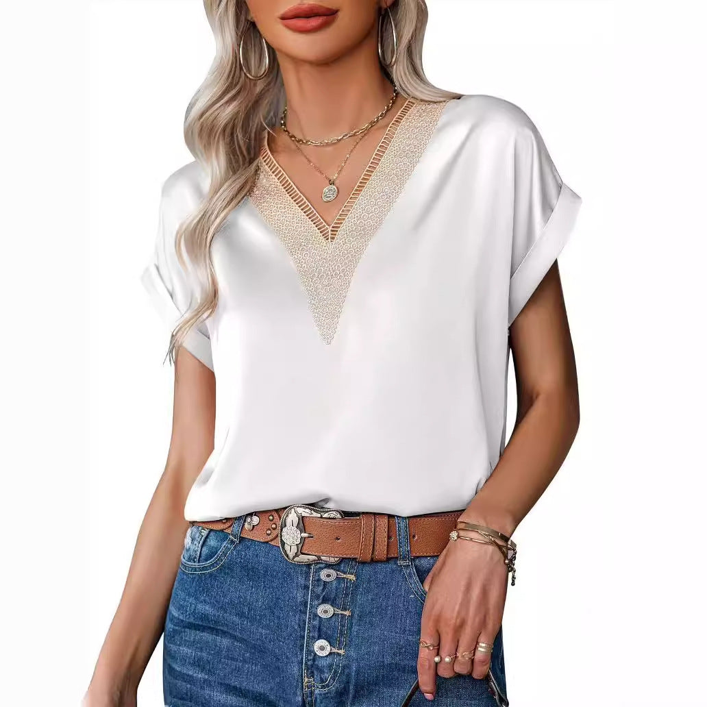 Damen Satin Bluse mit elegantem V-Ausschnitt und raffinierten Spitzenakzenten R&B